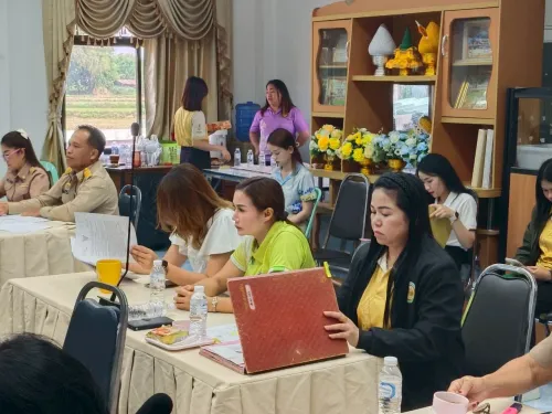 LINE_ALBUM_ชุมประสภาฯ สมัยสามัญ สมัยที่ 2_250523_14.jpg